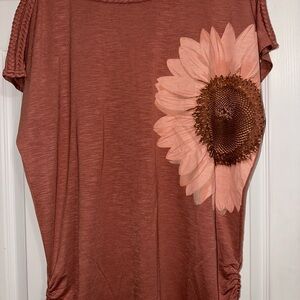 NWT Maurice’s Floral Rust Top